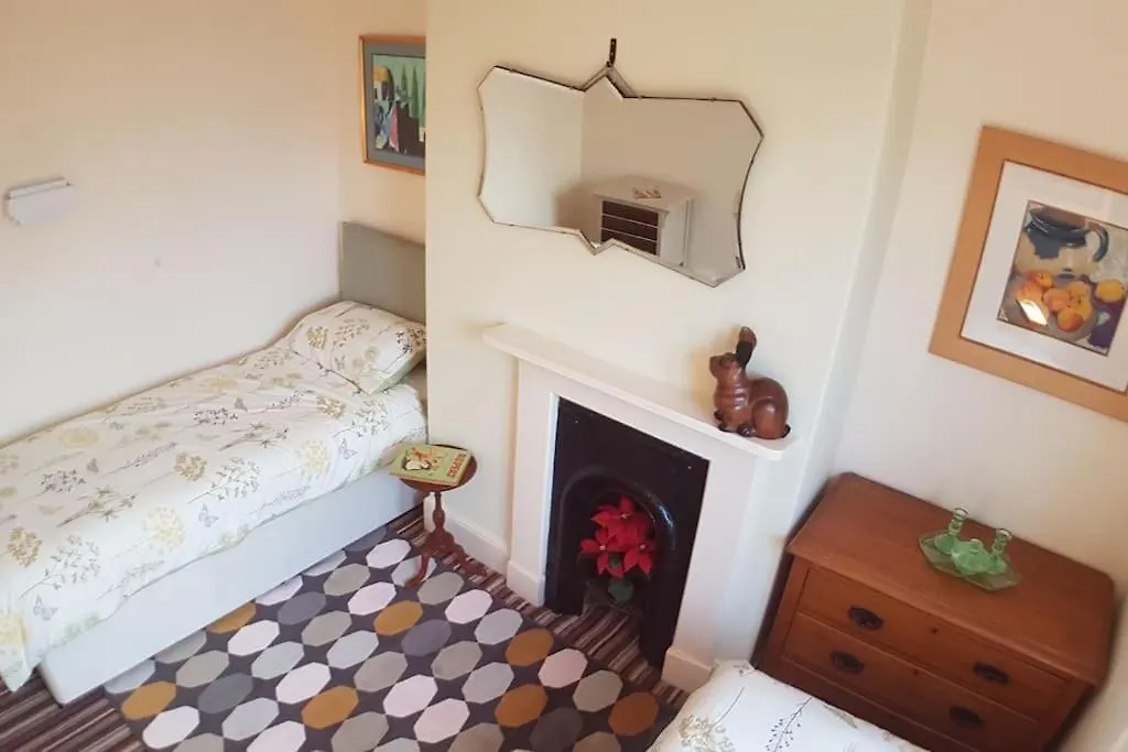 Cosy Devon Town House And Garden With Bbq Villa Ottery St Mary 0*,  United Kingdom