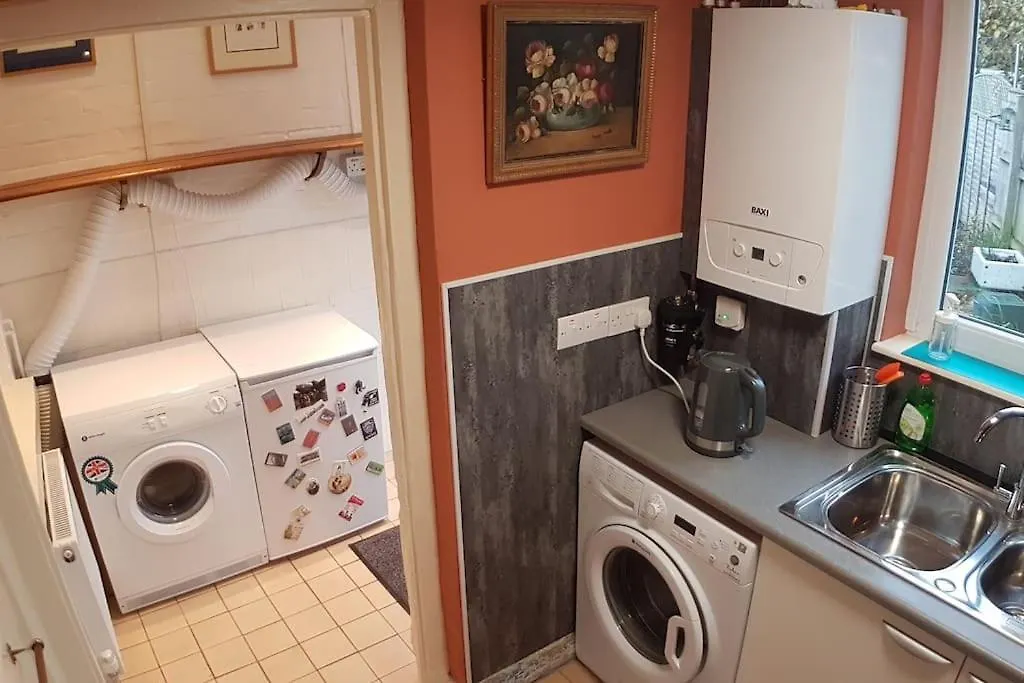 Cosy Devon Town House And Garden With Bbq Villa Ottery St Mary 0*,  United Kingdom